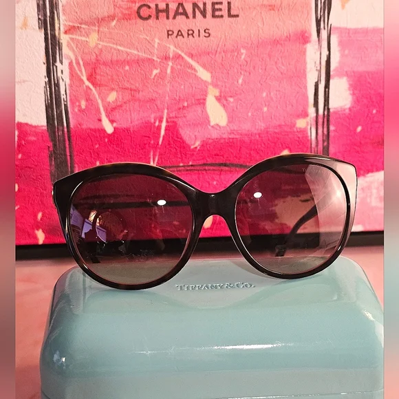 Tiffany & Co. "Return to Love" Sunglasses 56/18-140 Dark Havana 1 (With Case) - Picture 10 of 15